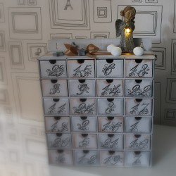 ADVENTNÍ kalendář se šuplíčky ANDĚL svítící