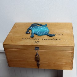 Dřevěná truhla znamení zvěrokruhu LEV