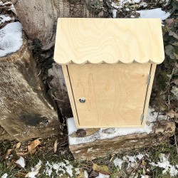 Velká poštovní schránka ze dřeva bobrovka