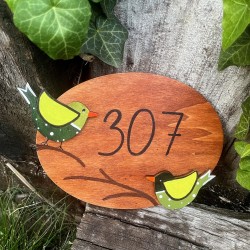 Dřevěné číslo popisné CVRLIKAJÍCÍ