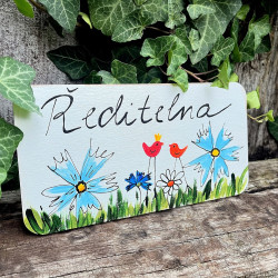 Dřevěná cedulka na dveře ředitelny