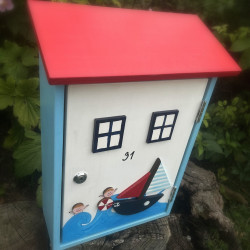 Modrá poštovní schránka Moře