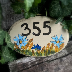 Dřevěné číslo popisné Louka