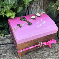 Truhlička na zámek KLÍČ KE ŠTĚSTÍ růžová