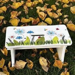 Dřevěná stolička HEŘMÁNEK