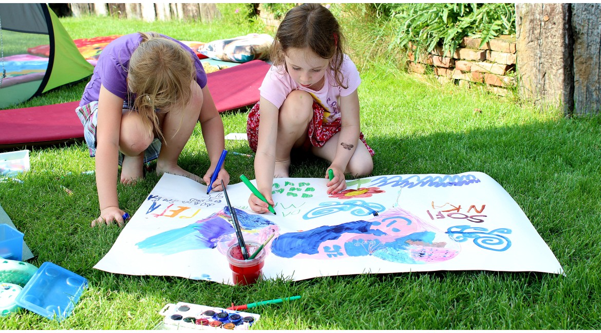 Jak zabavit děti o prázdninách? 9 tipů na tvoření s dětmi
